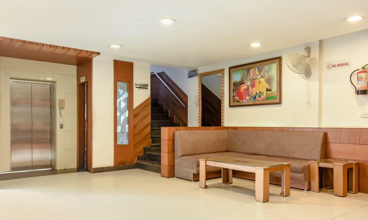 Treebo Red Petal Jalandhar Hotel Екстериор снимка